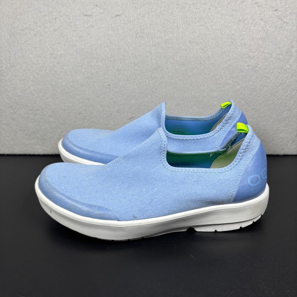 Oofos OOmg eeZee Low Womens Size 9.5 Blue Recovery Slip On Walking Shoes EU 40.5